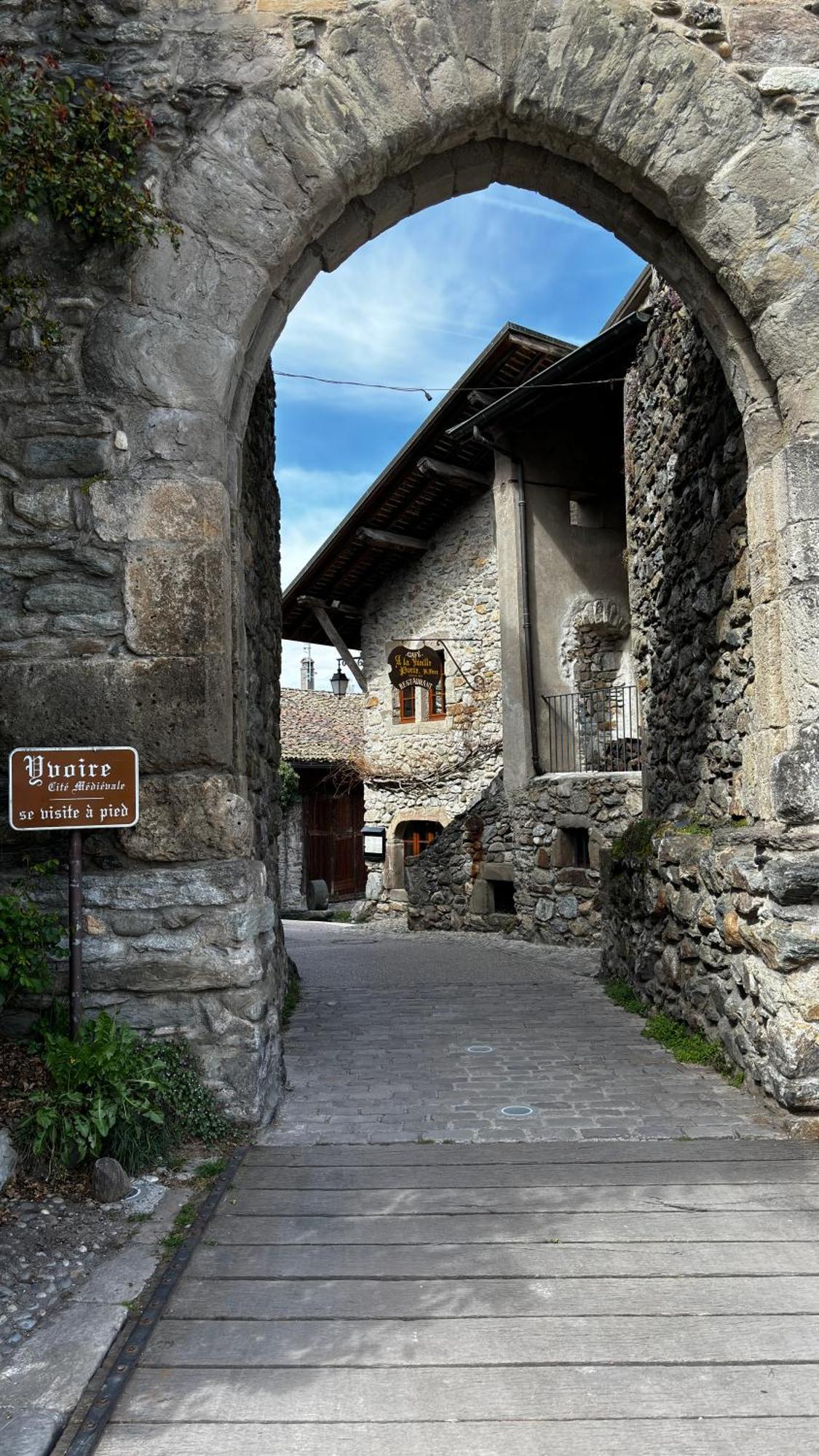 Escapade Au Coeur D'Yvoire Extérieur photo